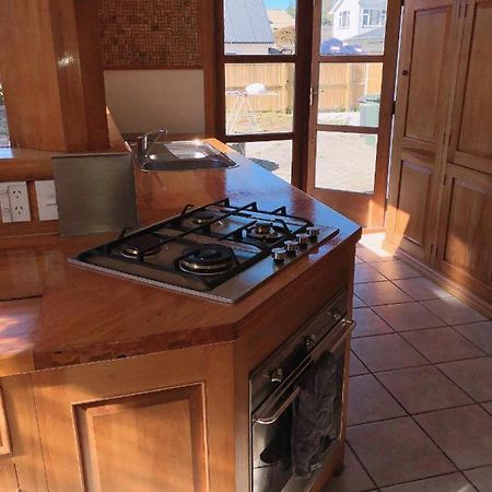 Papanui road holiday home Christchurch Exterior foto